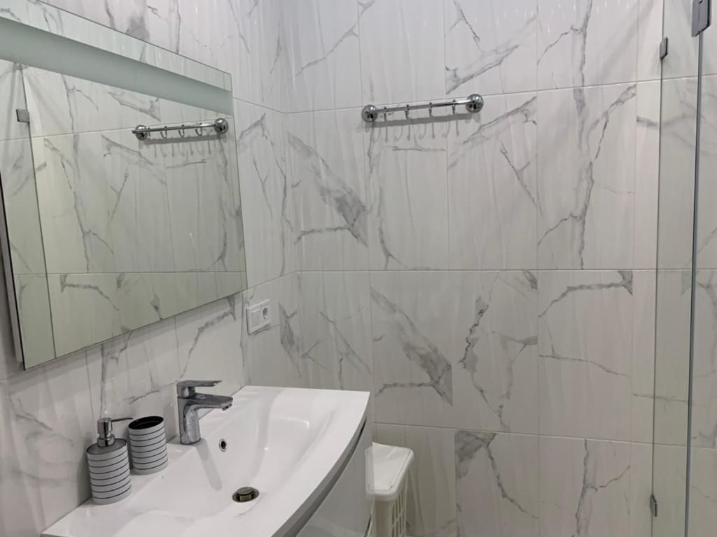 Апартаменты Аркадия Каманина с паркингом Одесса