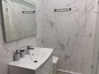 Апартаменты Аркадия Каманина с паркингом Одесса Апартаменты с 2 спальнями-18